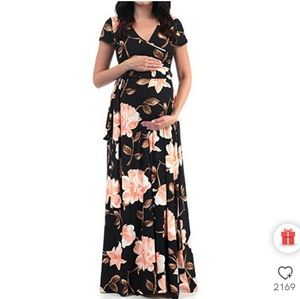 Short-sleeve Maternity Maxi Dress